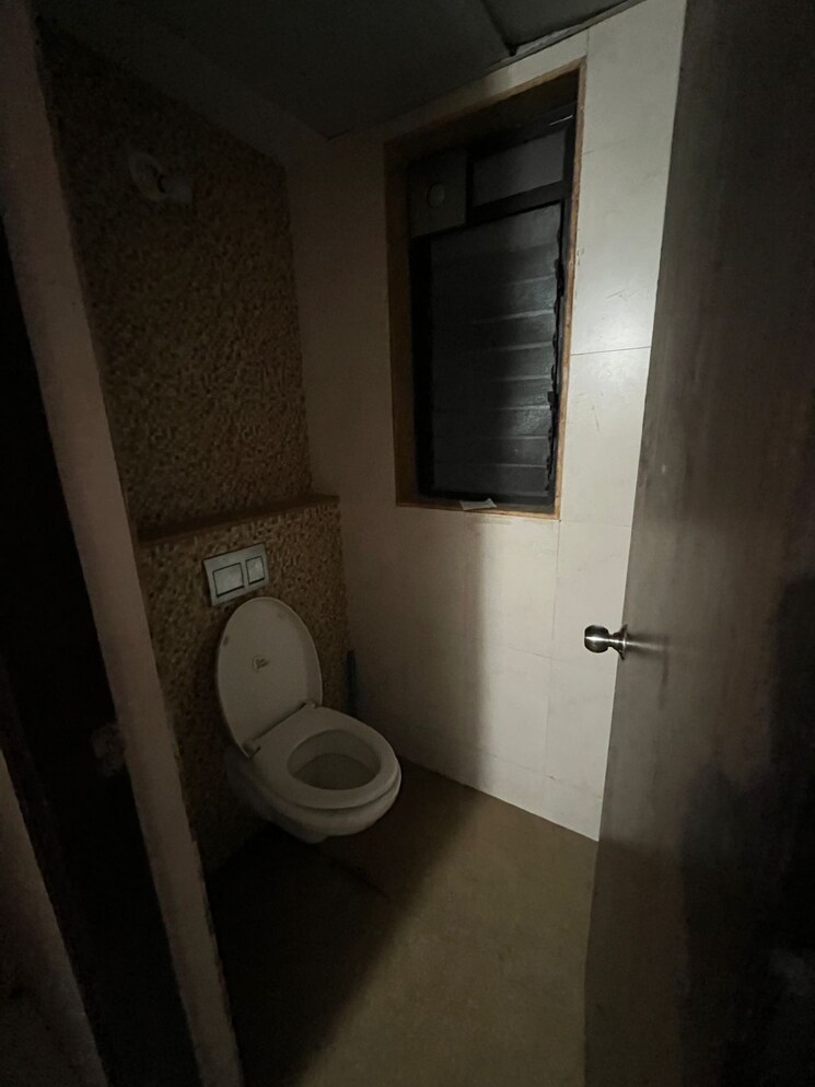 Bathroom, lodha-palava-eviva-k-to-t-urbano-a-c-f-and-i-to-t 1 Bedroom 505 Sq.Ft. Apartment In Dombivli East Thane 9387356