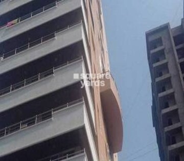 Furnished Amenities in 3 BHK Apartment at Palazzo Apartment, Santacruz West – for Rent
