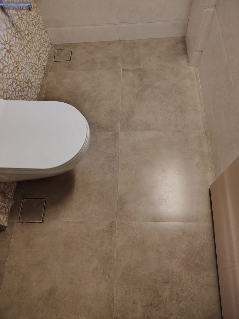 Bathroom, ram-laxmi-niwas 2 Bedroom 760 Sq.Ft. Apartment In Khar West Mumbai 9387366