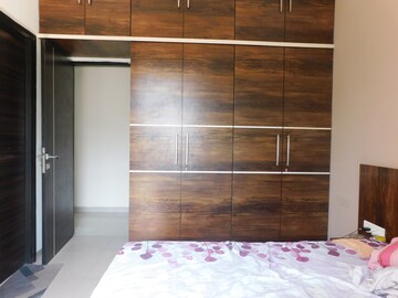 Room in 4 BHK Apartment at Harmony Sky Suites, Ghodbunder Road – for Rent