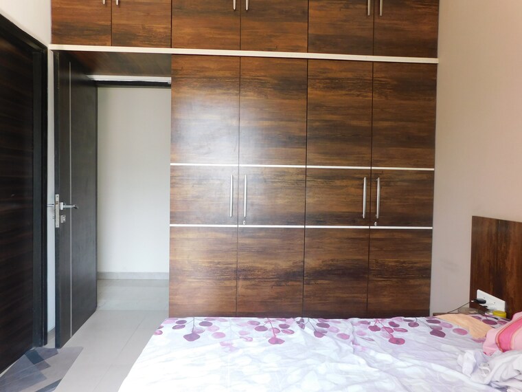 Room, harmony-sky-suites 4 Bedroom 1500 Sq.Ft. Apartment In Ghodbunder Road Thane 9387367