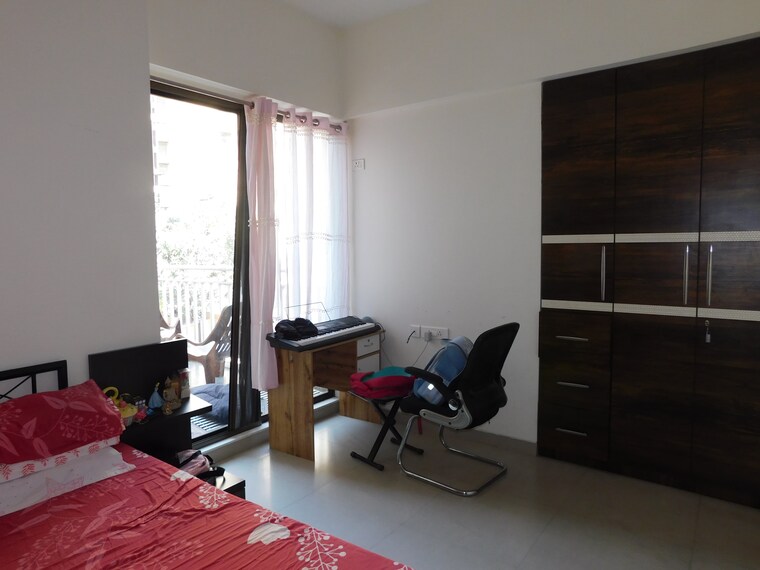 Room, harmony-sky-suites 4 Bedroom 1500 Sq.Ft. Apartment In Ghodbunder Road Thane 9387367