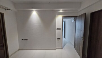 Room in 4 BHK Apartment at Bramhacorp The Collection, Kalyani Nagar – for Rent