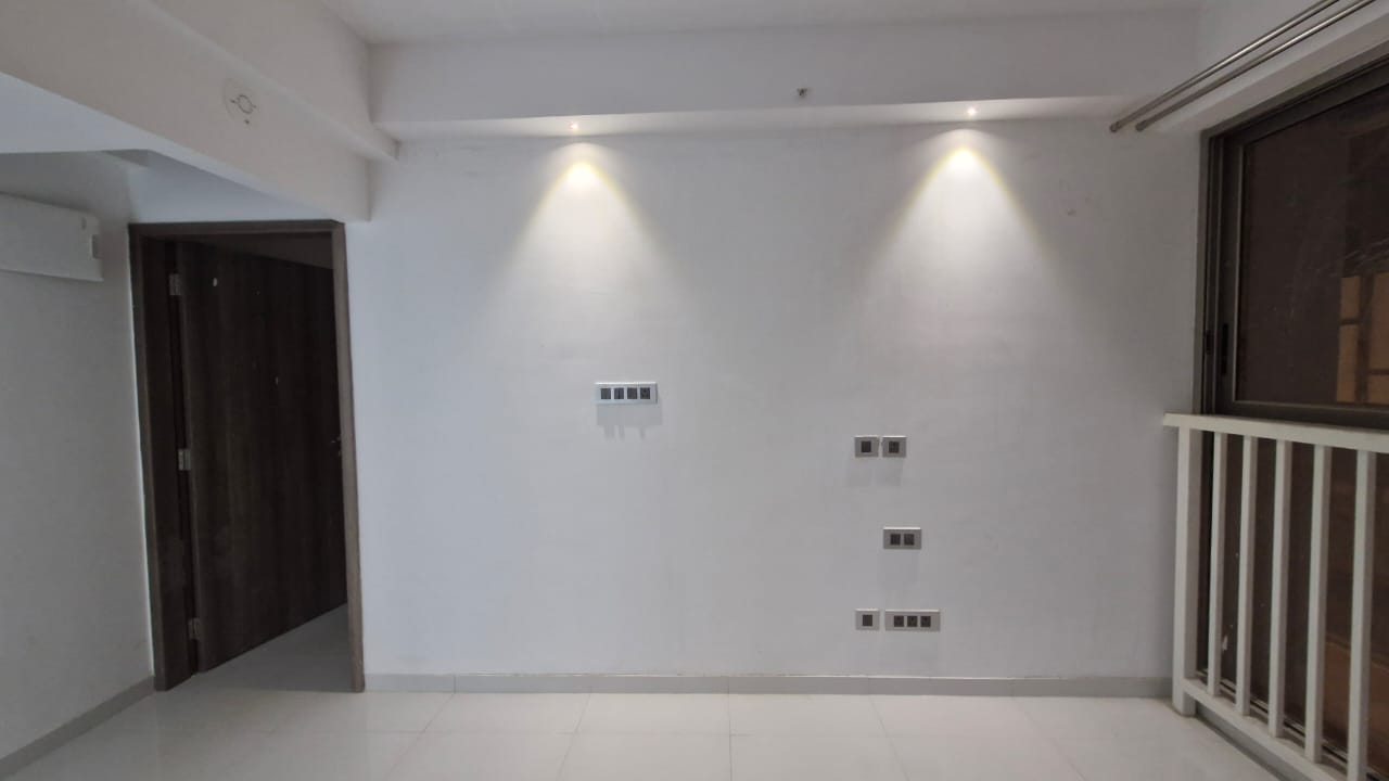 4 BHK + Servant Room Apartment For Rent in Bramhacorp The Collection