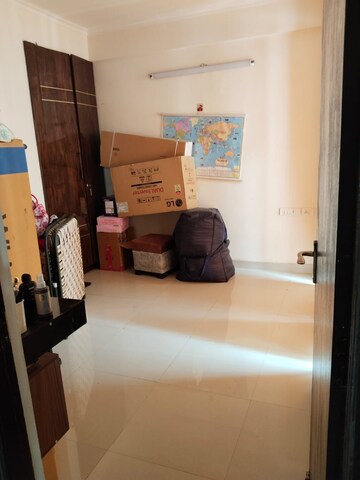 Furnished Amenities in 2.5 BHK Apartment at Galaxy Royale, Gaur City 2 – for Sale