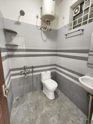 Team Area in 1 BHK Apartment at Kodihalli – for Rent