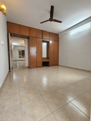 Room in 2 BHK Apartment at SMR Vinay Cascades Blk B1, Cv Raman Nagar – for Rent