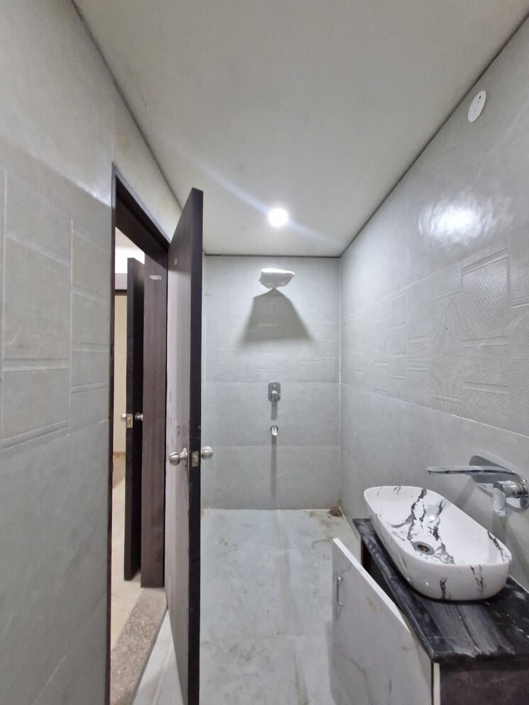 undefined, dhantoli 5 Bedroom 2500 Sq.Ft. Apartment In Dhantoli Nagpur 9387394