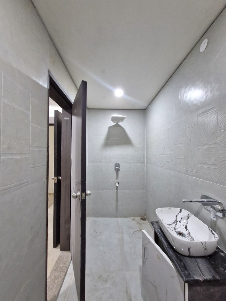 undefined, dhantoli 5 Bedroom 2500 Sq.Ft. Apartment In Dhantoli Nagpur 9387394