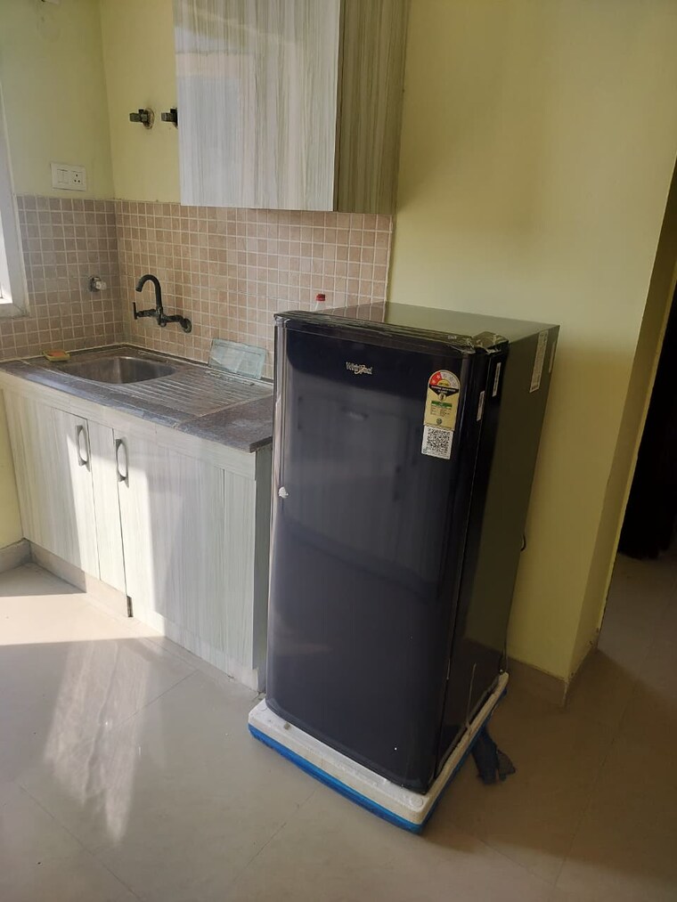 Kitchen, sethi-max-royal 2 Bedroom 895 Sq.Ft. Apartment In Sector 76 Noida 9387395