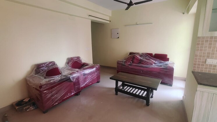 Bedroom, sethi-max-royal 2 Bedroom 895 Sq.Ft. Apartment In Sector 76 Noida 9387395