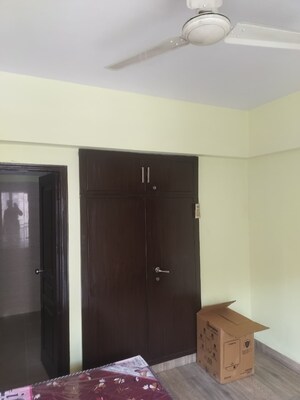 Furnished Amenities in 2 BHK Apartment at Sethi Max Royal, Sector 76 – for Rent