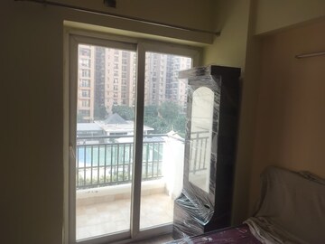 Room in 2 BHK Apartment at Sethi Max Royal, Sector 76 – for Rent