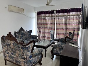 Living Room in 3 BHK Builder Floor at Sector 51 – for Rent