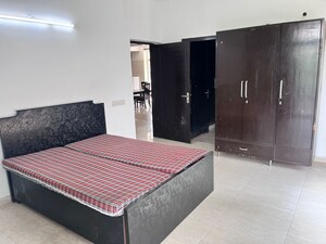 Bedroom in 3 BHK Builder Floor at Sector 51 – for Rent