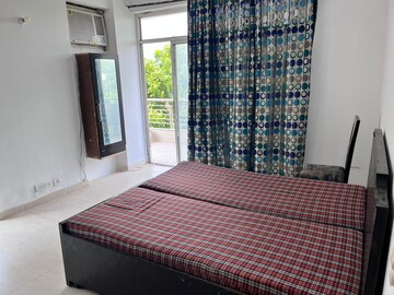 Bedroom in 3 BHK Builder Floor at Sector 51 – for Rent