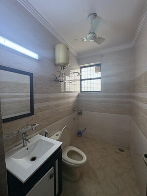 Bathroom in 2 BHK Builder Floor at Sector 31 – for Rent