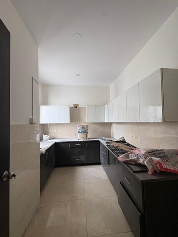 Kitchen in 2 BHK Builder Floor at Sector 31 – for Rent