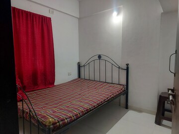 Room in 1.5 BHK Apartment at Sukhwani Classic, Koregaon Park – for Rent