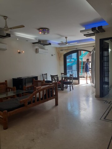 3 BHK Builder Floor For Rent in Sector 40