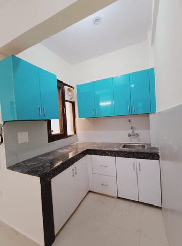 Kitchen in 2 BHK Builder Floor at Sector 31 – for Rent