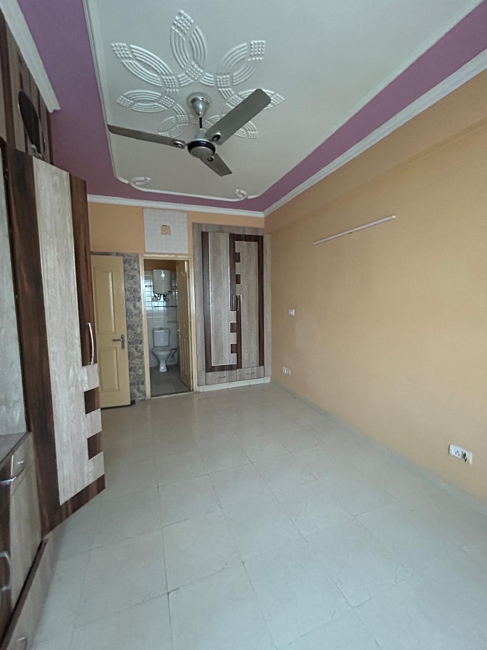 3 BHK + Study Room 1326 Sq.Ft. Apartment in Tulip White