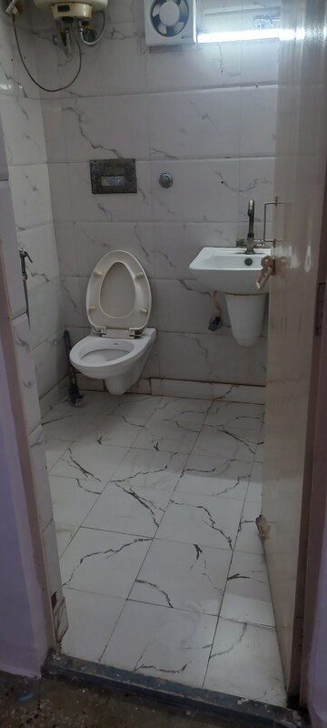 Attached Bathroom in 1.5 BHK Apartment at Ip Extension – for Rent
