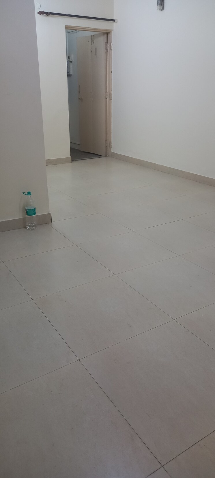 Living Room, ip extension 1.5 Bedroom 800 Sq.Ft. Apartment In Ip Extension Delhi 9387458