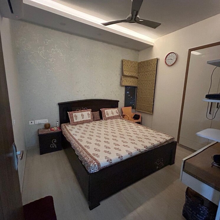 Bedroom, paras-dews 3 Bedroom 1760 Sq.Ft. Apartment In Panwala Khusropur Gurgaon 9387463