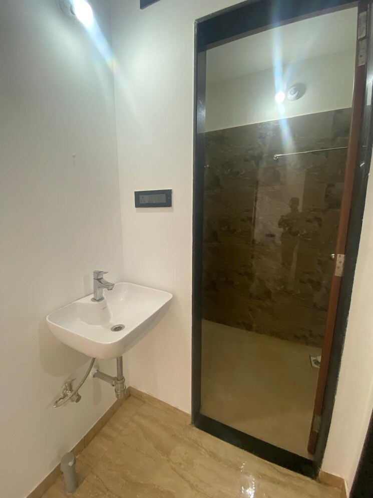 Bathroom, vtp-pegasus 1 Bedroom 448 Sq.Ft. Apartment In Kharadi Pune 9387474