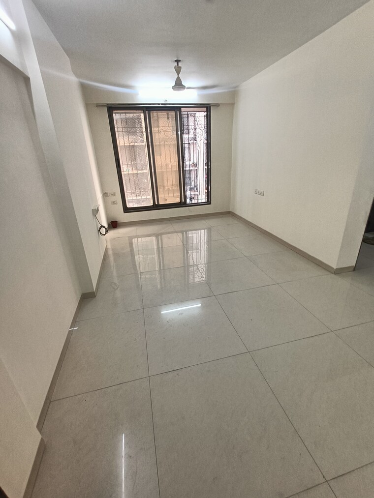 Room, rustomjee-meridian 2 Bedroom 680 Sq.Ft. Apartment In Kandivali West Mumbai 9387497