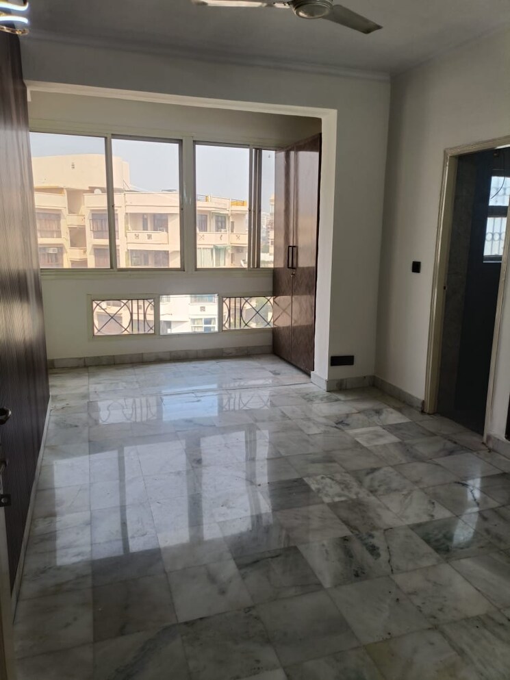 Room, bestech-park-view-grand-spa 4 Bedroom 3185 Sq.Ft. Apartment In Sector 81 Gurgaon 9387510