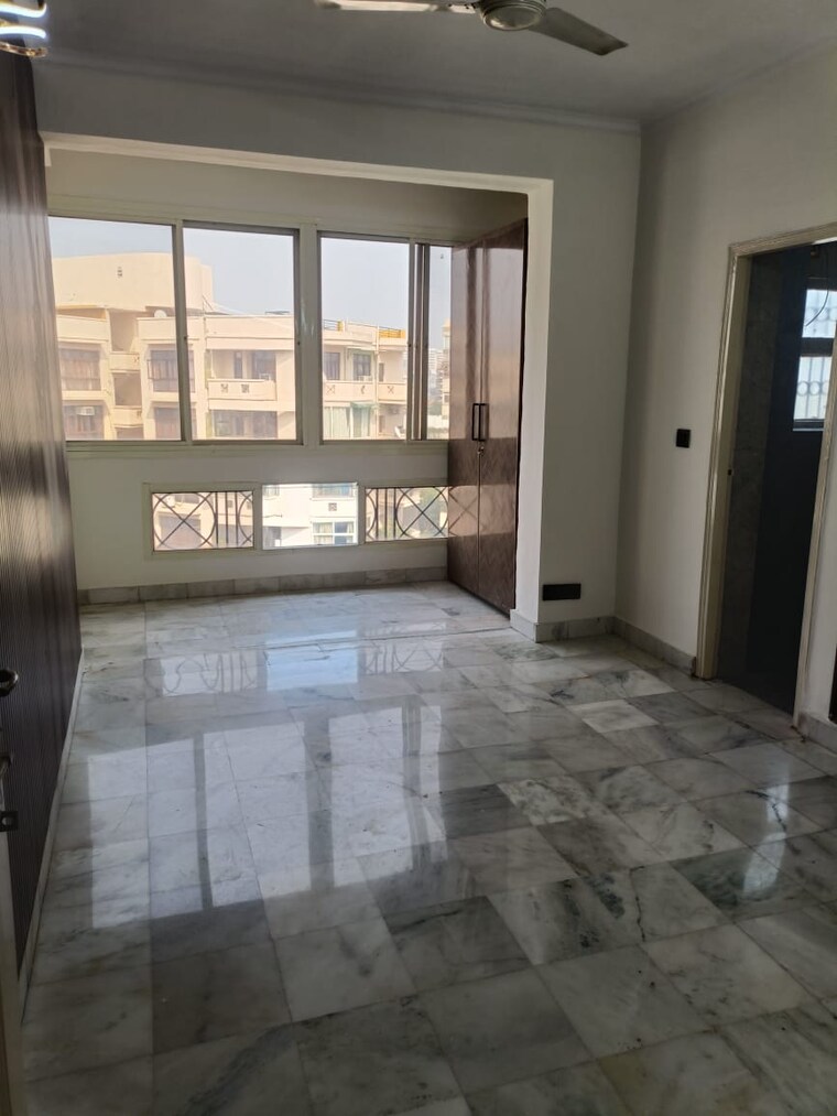 Room, bestech-park-view-grand-spa 4 Bedroom 3185 Sq.Ft. Apartment In Sector 81 Gurgaon 9387510