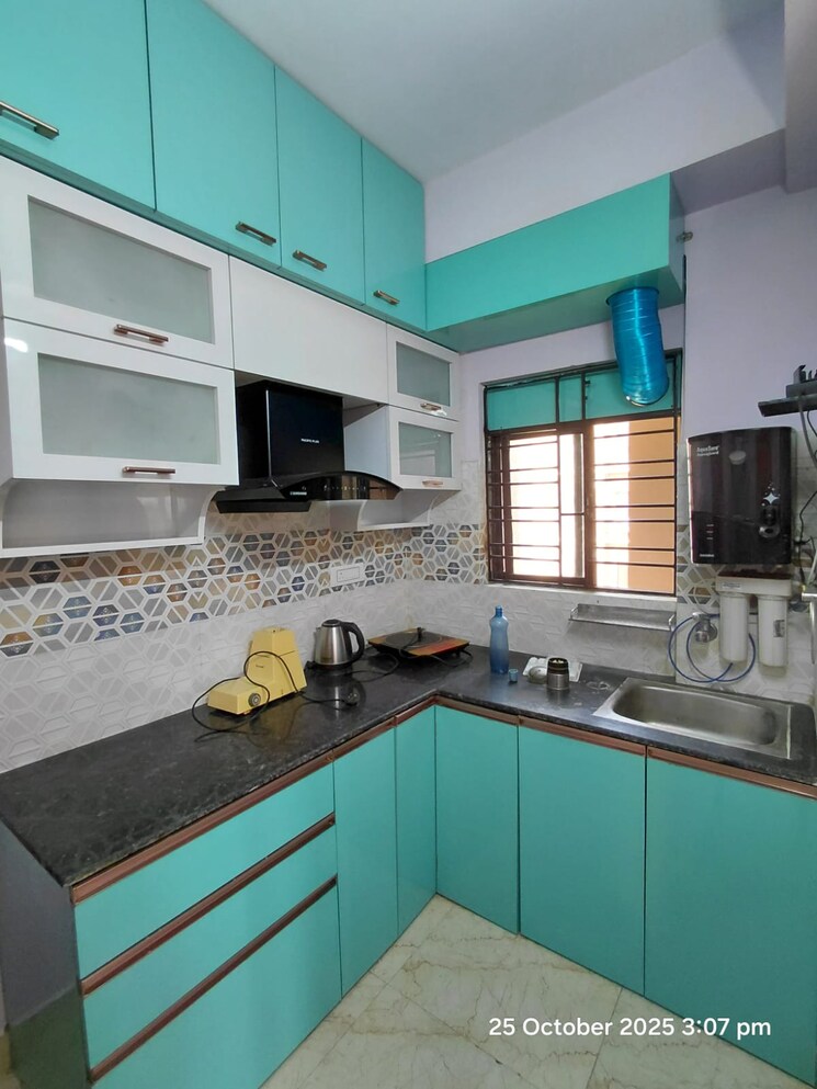 Kitchen, kundan-plaza 3 Bedroom 1320 Sq.Ft. Apartment In Chinar Park Kolkata 9387525