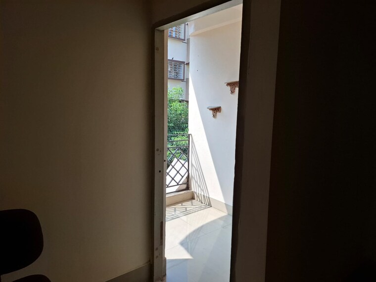 Balcony, kundan-plaza 3 Bedroom 1320 Sq.Ft. Apartment In Chinar Park Kolkata 9387525