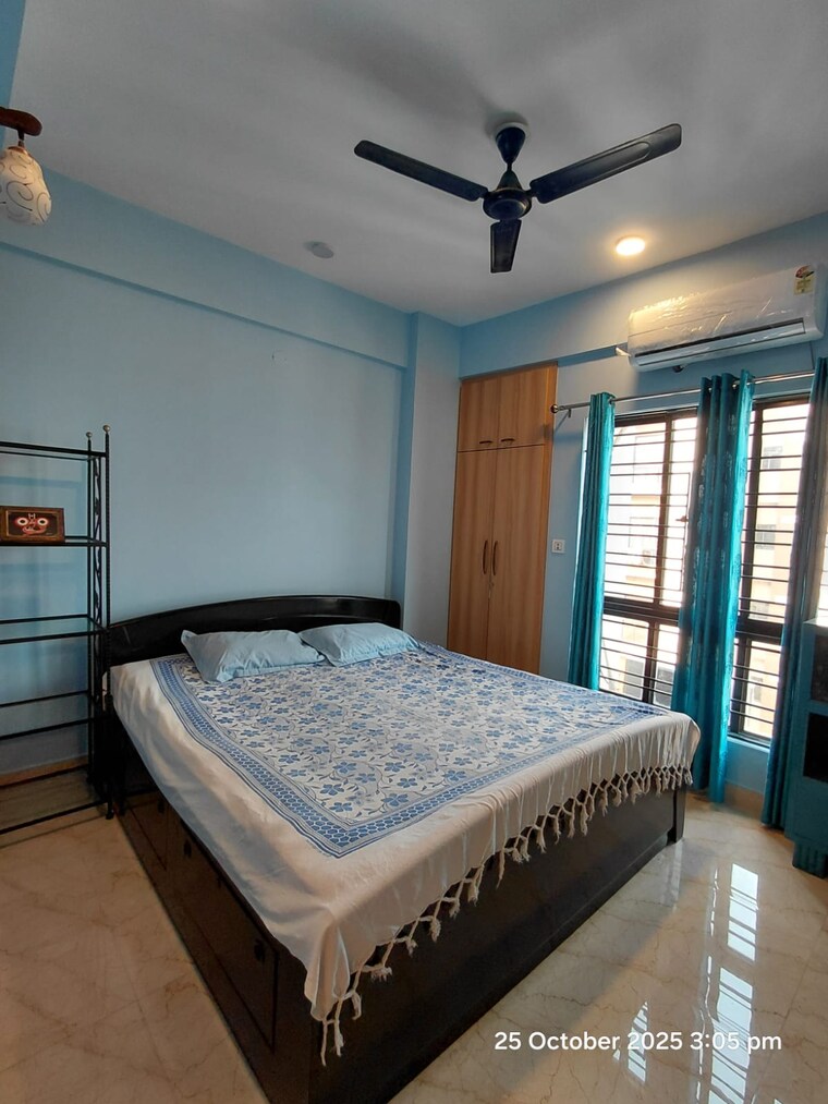 Bedroom, kundan-plaza 3 Bedroom 1320 Sq.Ft. Apartment In Chinar Park Kolkata 9387525