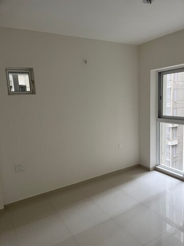 Room in 4 BHK Apartment at Lodha High End, Kapur Bawdi – for Sale