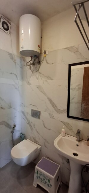 Bathroom in 2 BHK Apartment at Sunshine Enclave, Vip Road – for Rent