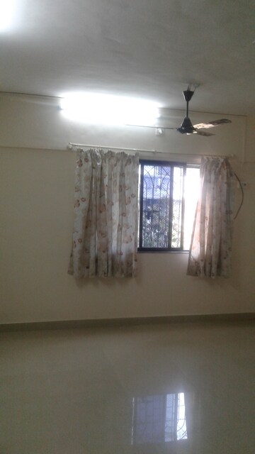 Bedroom in 2 BHK Apartment at Shivaji Park – for Rent