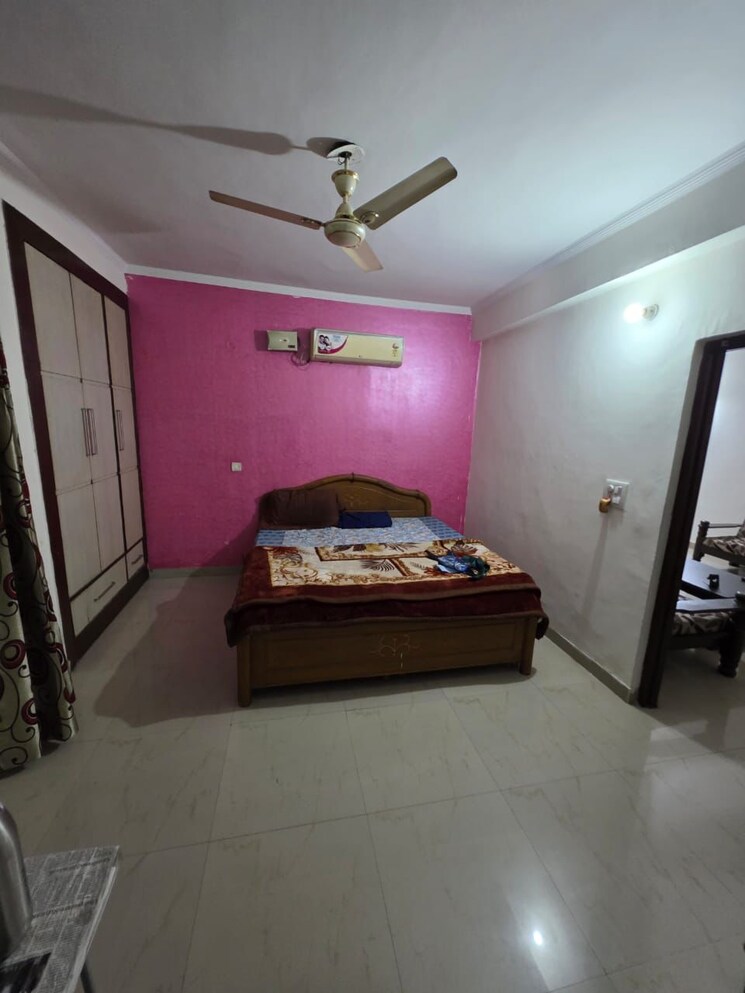 Bedroom, maya-garden-city 2 Bedroom 1300 Sq.Ft. Apartment In Lohgarh Zirakpur 9387628