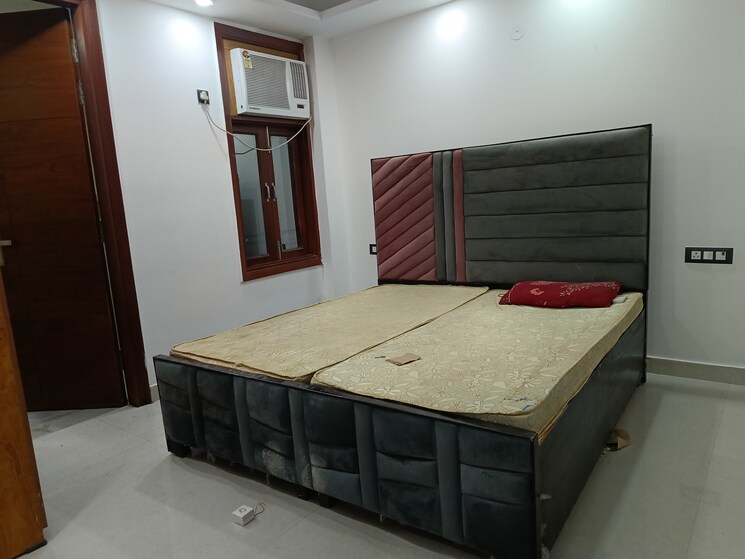 Bedroom, saket 3 Bedroom 1350 Sq.Ft. Builder Floor In Saket Delhi 9387630