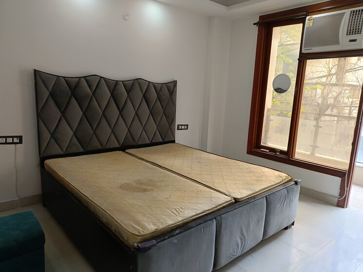 Bedroom, saket 3 Bedroom 1350 Sq.Ft. Builder Floor In Saket Delhi 9387630