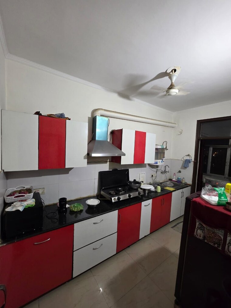 Kitchen, maya-garden-city 2 Bedroom 1300 Sq.Ft. Apartment In Lohgarh Zirakpur 9387628
