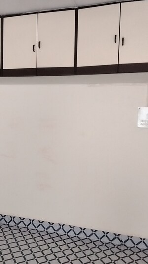 Room in 2 BHK Apartment at Mittal society, Pratik Nagar – for Rent