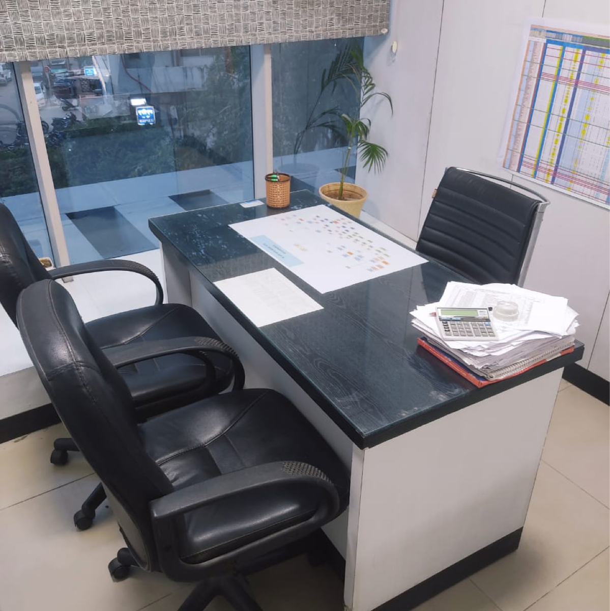 Office Space For Rent in Vibhuti Khand