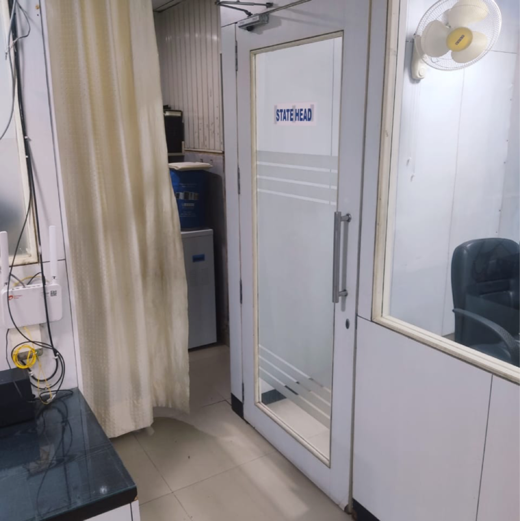 Bathroom, vibhuti khand Commercial Office Space 1000 Sq.Ft. In Vibhuti Khand Lucknow 9387709