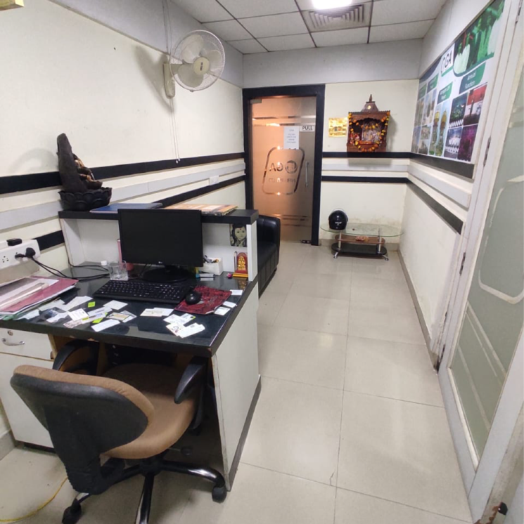 Team Area, vibhuti khand Commercial Office Space 1000 Sq.Ft. In Vibhuti Khand Lucknow 9387709
