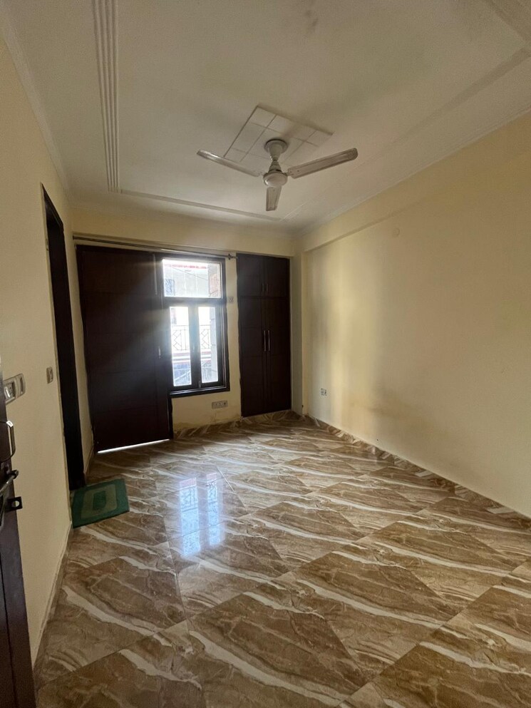 Room, saket 1.5 Bedroom 450 Sq.Ft. Builder Floor In Saket Delhi 9387743