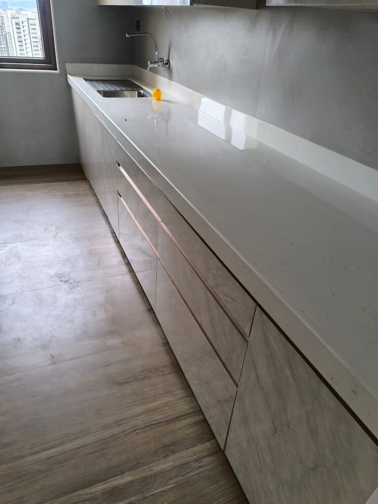 Balcony, oberoi-realty-splendor 2.5 Bedroom 950 Sq.Ft. Apartment In Andheri East Mumbai 9387791