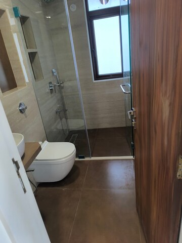 Bathroom in 2.5 BHK Apartment at Oberoi Realty Splendor, Andheri East – for Sale